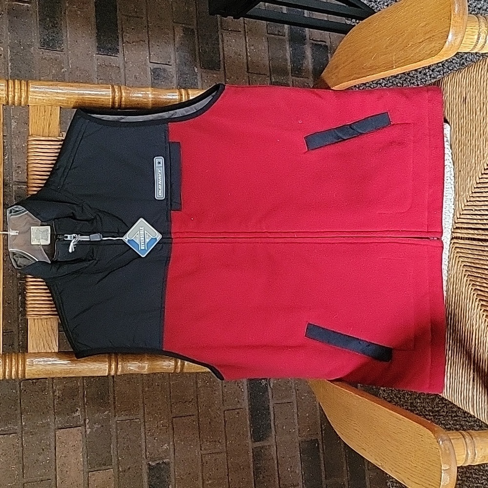 Old Navy 2 in 1 reversible vest. Size 14